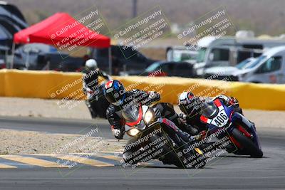 media/Apr-10-2022-SoCal Trackdays (Sun) [[f104b12566]]/Turn 2 (1135am)/